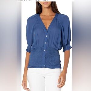 Parker Women's Short Sleeve, Button Front Silk Blouse with Smocking M